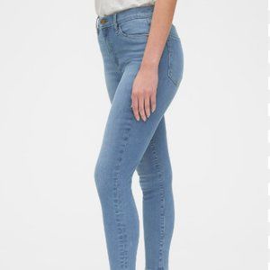 GUC - GAP True Skinny Sky High Rise Jeans - 33 Tall